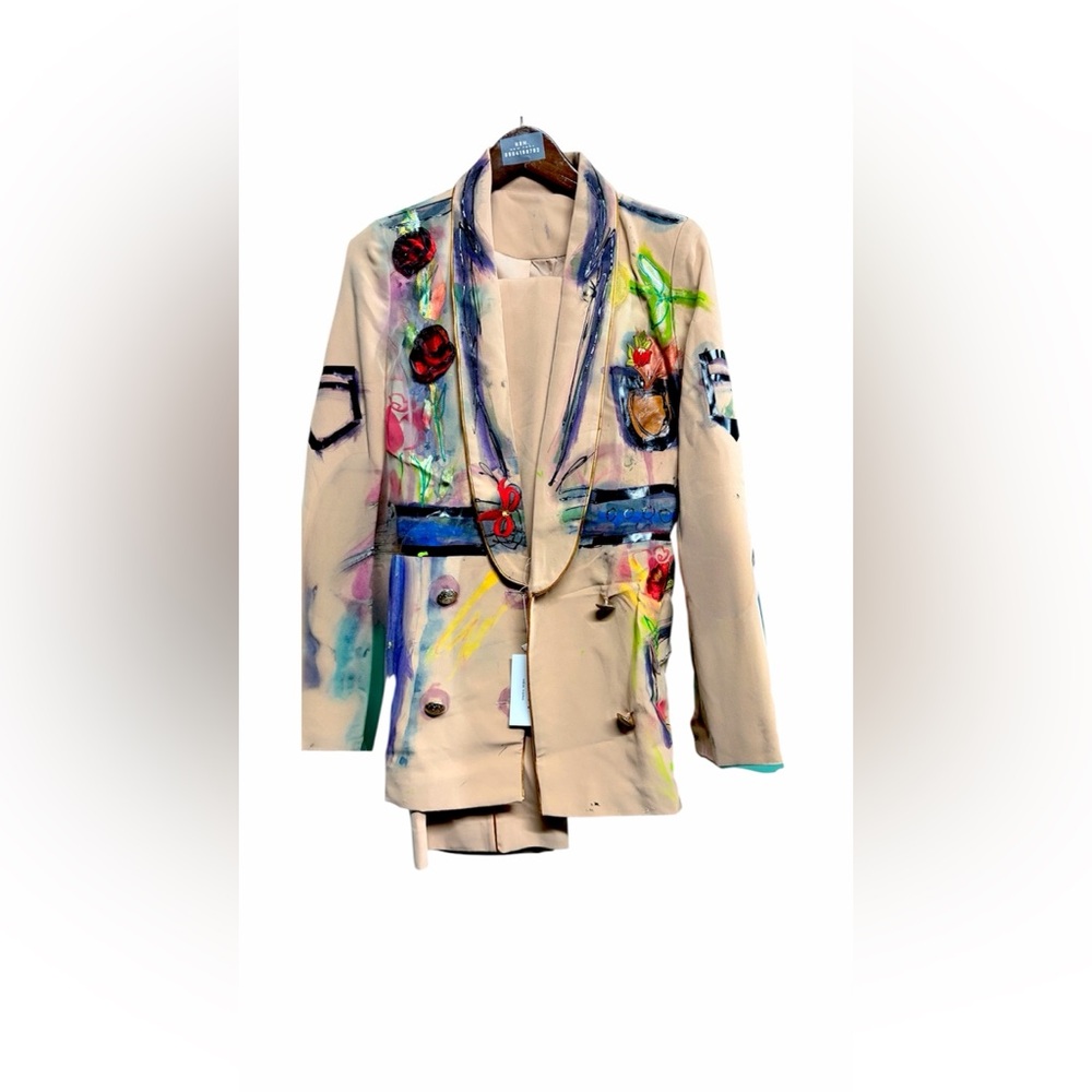 Vibrant Women's Blazer with Artistic Design - Picture 2 of 5